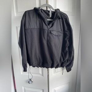 Athleta | Pullover hooded jacket with elastic arm bands and drawstring hem | Med